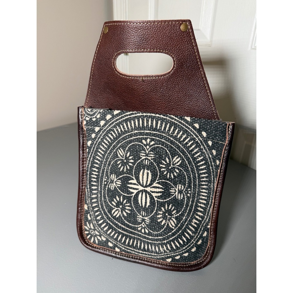 Myra Bag Leather Canvas Wine Bottle Beer Caddy Mandala Print Brown Grey S-1296